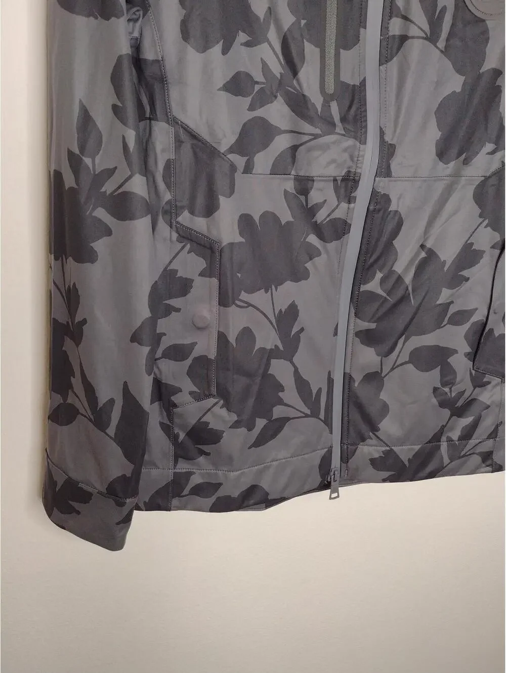 NWOT G/Fore Men's Gray Tonal Floral Weather Resistant Jacket Size Large